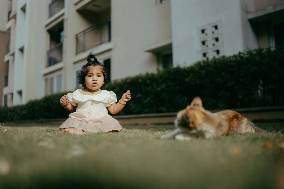 Portrait of a young girl by 35 Frames Photography